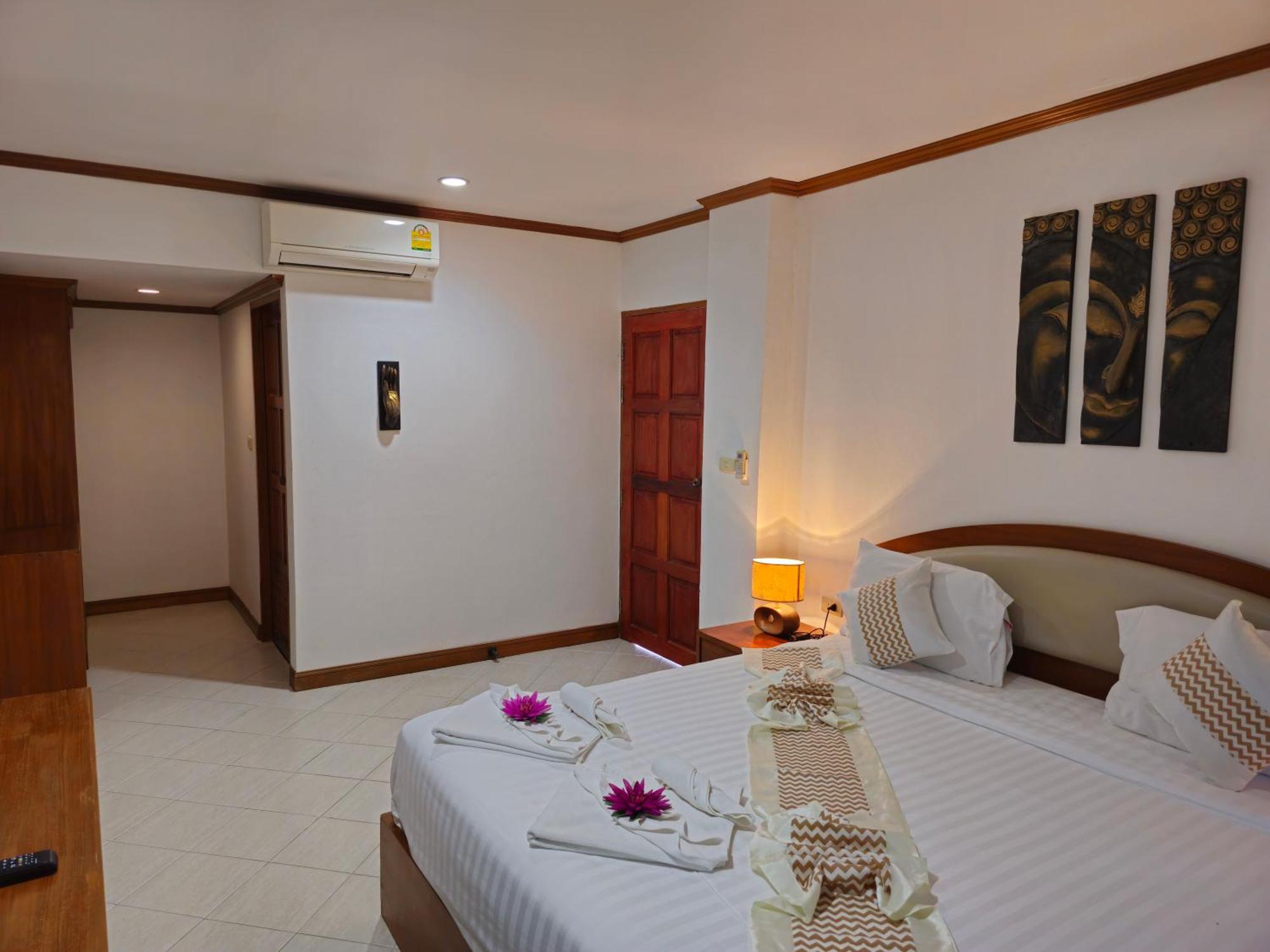 Sai Rougn Apartment Patong Kültér fotó