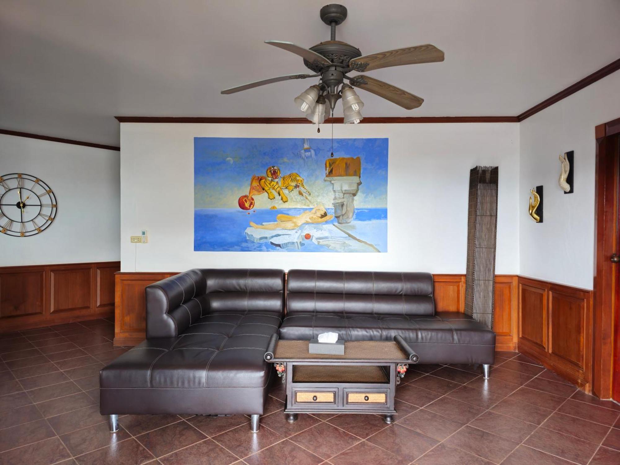 Sai Rougn Apartment Patong Kültér fotó