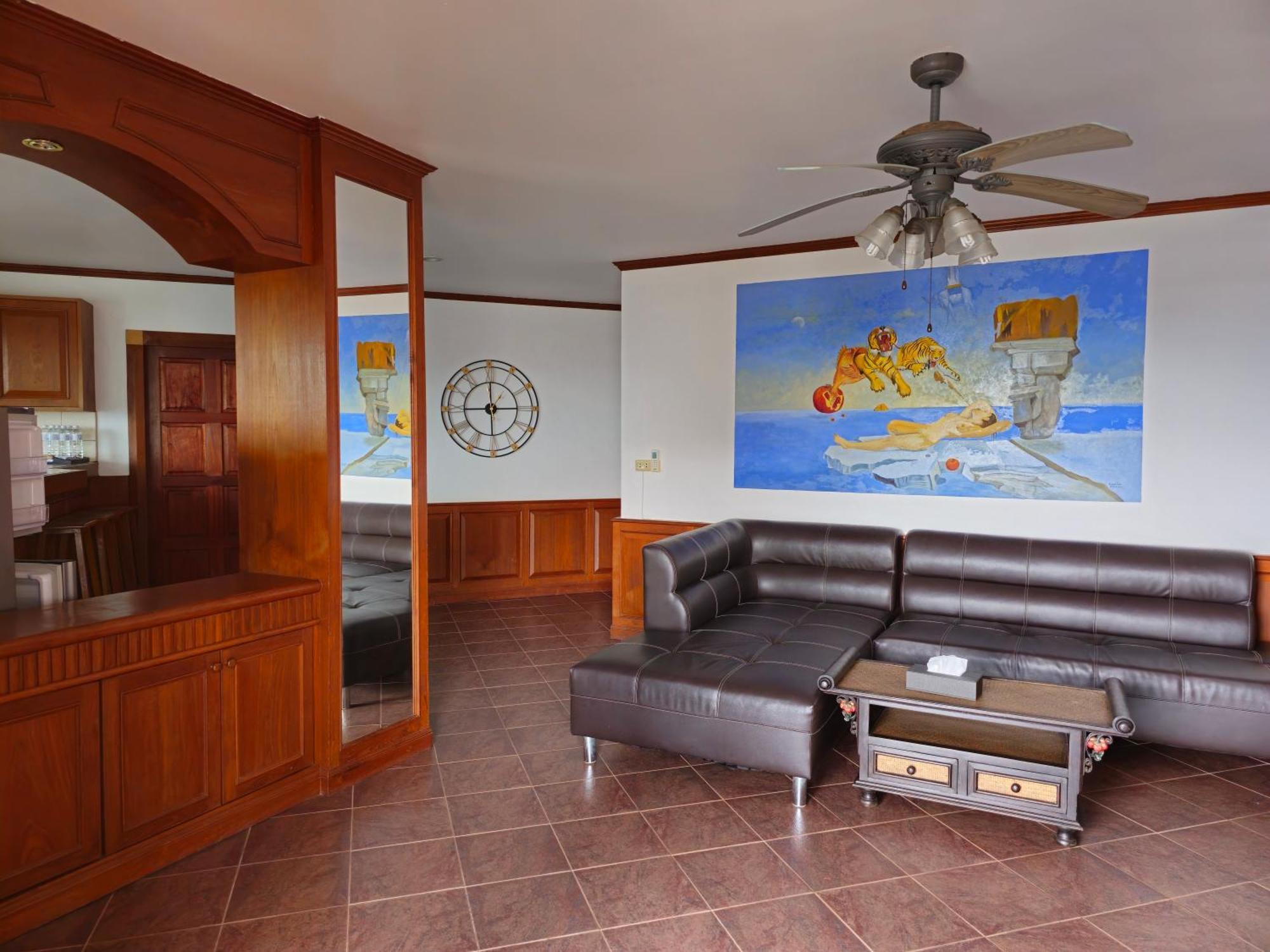 Sai Rougn Apartment Patong Kültér fotó